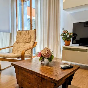 Viale Puccini - Free Gated Parking - 3 Minutes From Center , Lucca Italia